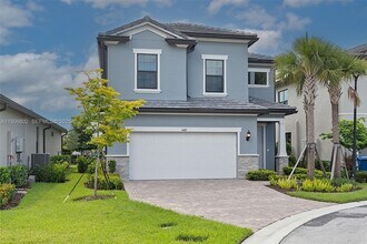 4443 Providence Wy in Oakland Park, FL - Building Photo - Building Photo