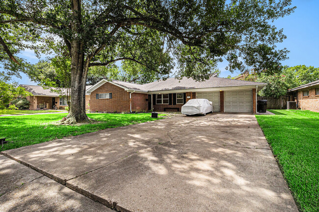 property at 4831 Spellman Rd