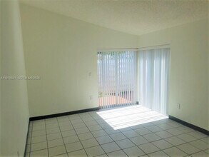 13749 SW 147th Cir Ln in Miami, FL - Building Photo - Building Photo