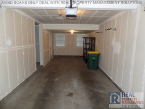 8540 SW 147th Ter-Unit -Unit 102 in Beaverton, OR - Building Photo - Building Photo