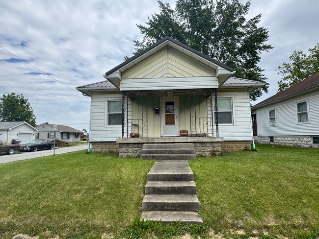 property at 1202 S Buckeye St