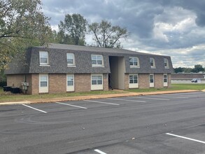 Cahaba Forest Apartments in Linden, AL - Building Photo - Building Photo