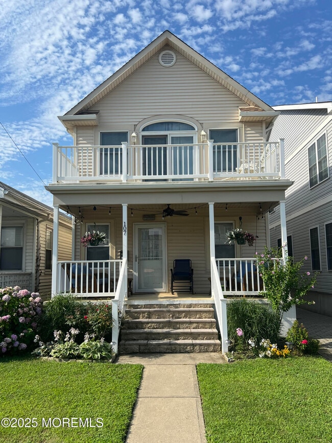 property at 107 15th Ave