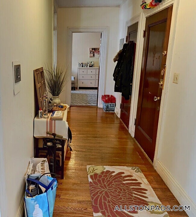 15 Glenville Ave