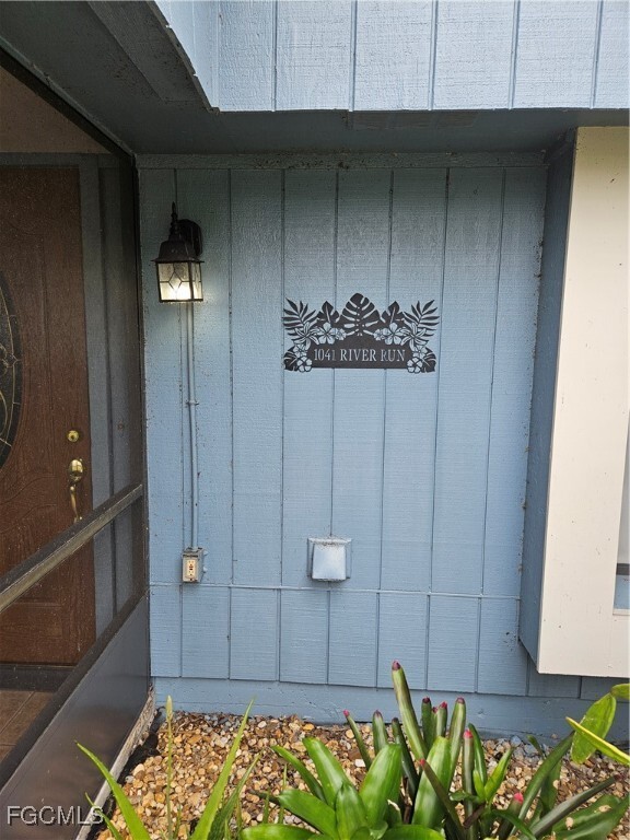 1041 River Run Rd in La Belle, FL - Building Photo - Building Photo