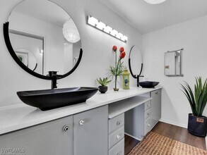 13141 Hamilton Harbour Dr in Naples, FL - Building Photo - Building Photo