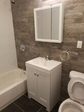 60-43 54th St in Queens, NY - Building Photo - Building Photo