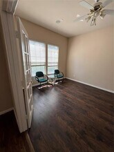 1803 E Branch Hollow Dr in Carrollton, TX - Building Photo - Building Photo