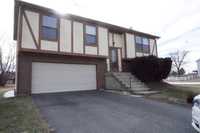 3055 Timber Hill Ln