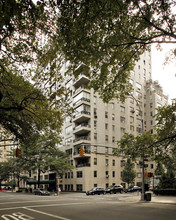 923 Fifth Ave in New York, NY - Building Photo - Building Photo