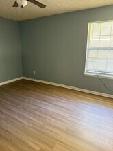 5836 N Castlegate Dr in Atlanta, GA - Building Photo - Building Photo