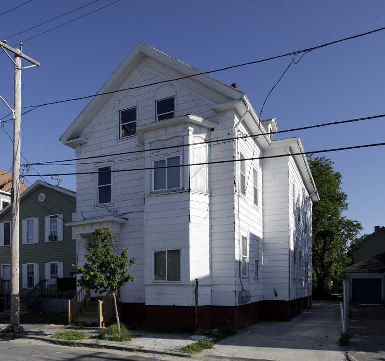 123 Wesleyan Ave in Providence, RI - Building Photo