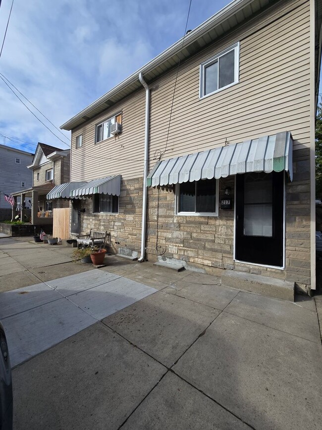property at 215-217-217 15th St