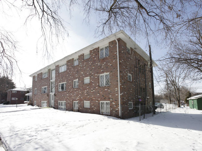 2301 S 14th St in Lincoln, NE - Building Photo - Building Photo