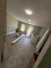 574 N Virgil St in Jasonville, IN - Foto de edificio - Building Photo