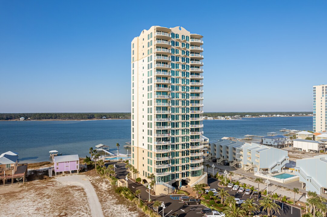 Mustique in Gulf Shores, AL - Building Photo