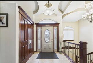 8113 S Copper Ridge Rd in Sioux Falls, SD - Foto de edificio - Building Photo