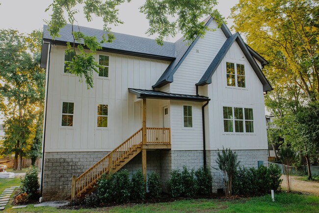 1000 Camilla Caldwell Ln in Nashville, TN - Building Photo - Building Photo