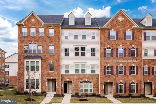 property at 7071 Darbey Knoll Dr