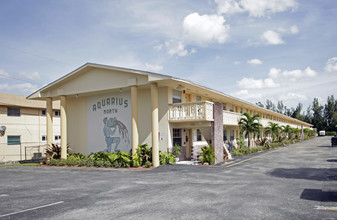 Aquarius North in Miami, FL - Building Photo - Building Photo