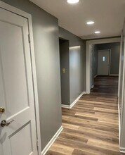 929 E Grove St in Bloomington, IL - Building Photo - Building Photo