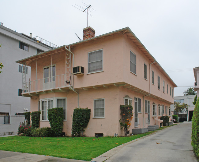 215 S Gale Dr in Beverly Hills, CA - Building Photo - Building Photo