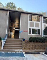 5616 Woodmont Blvd NW in Norcross, GA - Building Photo