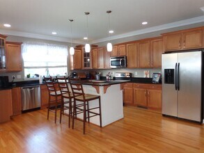 4821 Lee Ave in Virginia Beach, VA - Building Photo - Building Photo