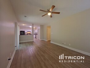 5604 Bluff Ct in Charlotte, NC - Building Photo - Building Photo