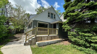 4951 N 36th St in Milwaukee, WI - Building Photo - Building Photo