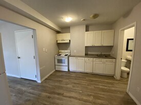 262 Robinson St in Moncton, NB - Building Photo