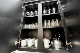 710 Kipp Ave in Kemah, TX - Foto de edificio - Building Photo