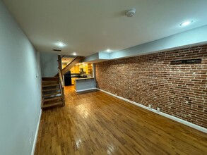 125 W Cross St in Baltimore, MD - Building Photo - Building Photo