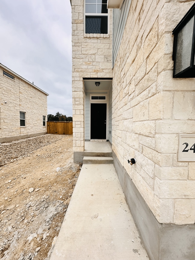 2425 Lakey Cv in Leander, TX - Building Photo - Building Photo