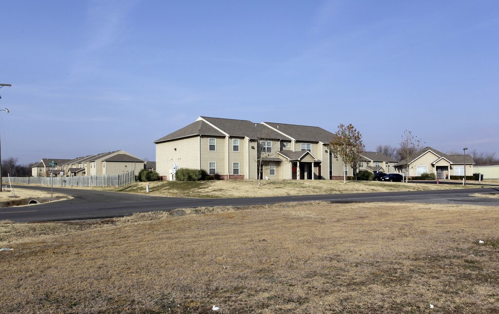 Austin Heights Apartment Homes Muskogee, OK Apartments For Rent