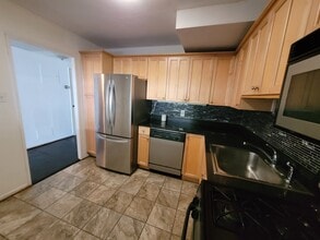 2965 Pharr Court South NW, Unit 216 in Atlanta, GA - Building Photo - Building Photo