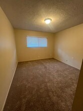 948 Northwood Dr in Merced, CA - Building Photo - Building Photo