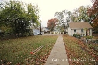 2848 R St in Lincoln, NE - Building Photo - Building Photo
