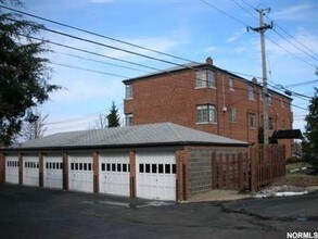 1700 Wagar in Rocky River, OH - Foto de edificio - Other