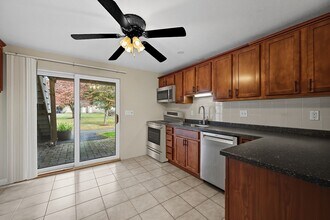 10 Washington Park Dr in Andover, MA - Building Photo - Building Photo