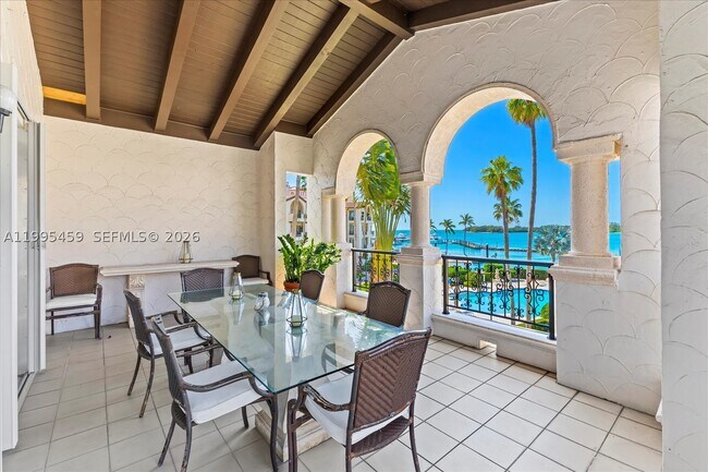 2134 Fisher Island Dr