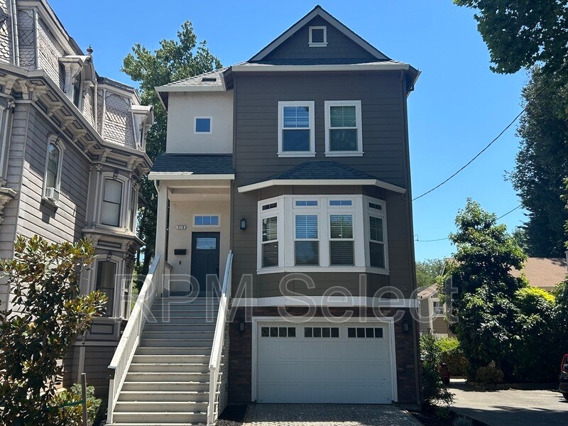 519 8th St in Sacramento, CA - Building Photo