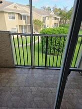 891 Cypress Park Way, Unit L6 in Deerfield Beach, FL - Building Photo - Building Photo