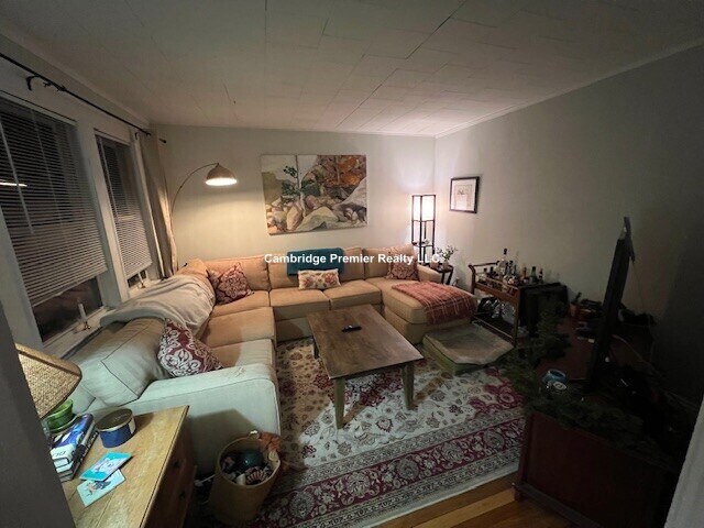 50 Hull St, Unit 1 in Belmont, MA - Foto de edificio