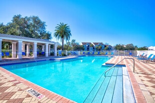 Vista at Palma Sola in Bradenton, FL - Building Photo