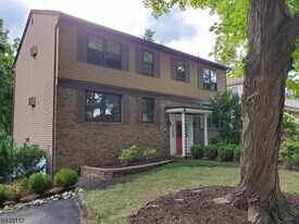 54 S Spruce St in Ramsey, NJ - Building Photo