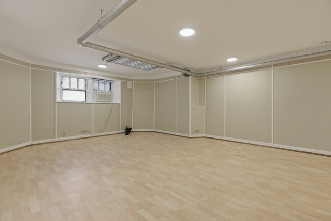 6645 N Greenview Ave, Unit Garden in Chicago, IL - Foto de edificio - Building Photo