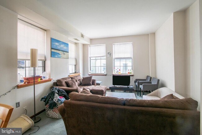 830 South St in Philadelphia, PA - Building Photo - Building Photo