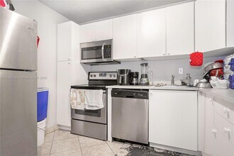 941 NW 45th St in Deerfield Beach, FL - Building Photo - Building Photo