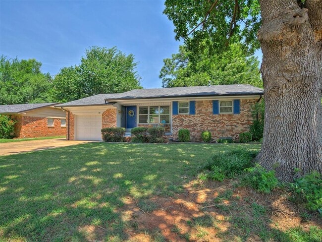 39 E 21st St in Edmond, OK - Building Photo - Building Photo